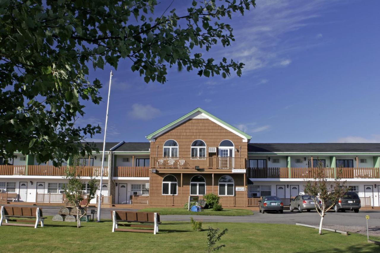 Laurie'S Inn Chéticamp Eksteriør bilde